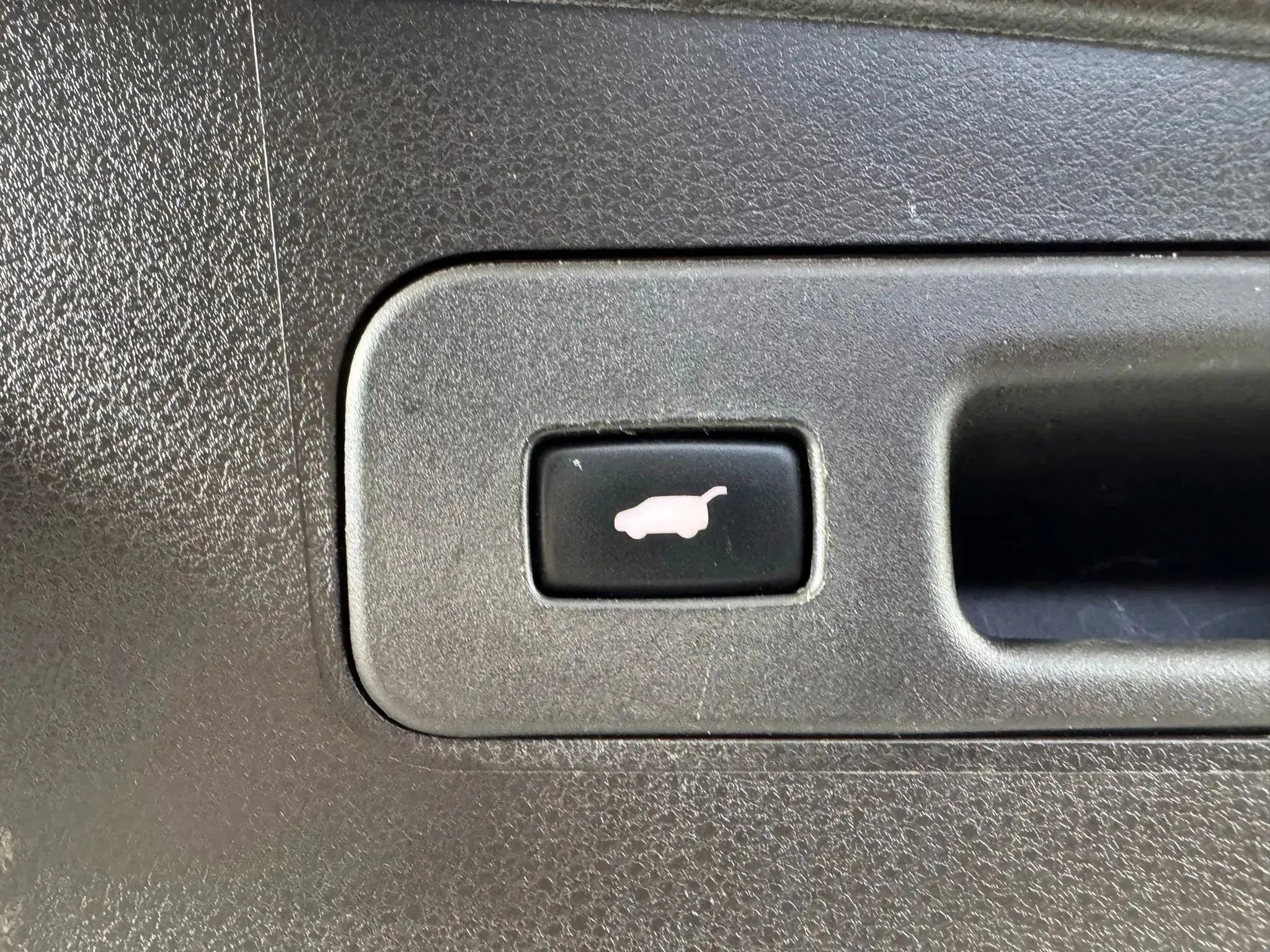 Used 2017 Acura MDX SH-AWD w/ Technology Package image 31