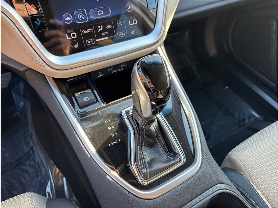 Used 2020 Subaru Outback Premium image 31