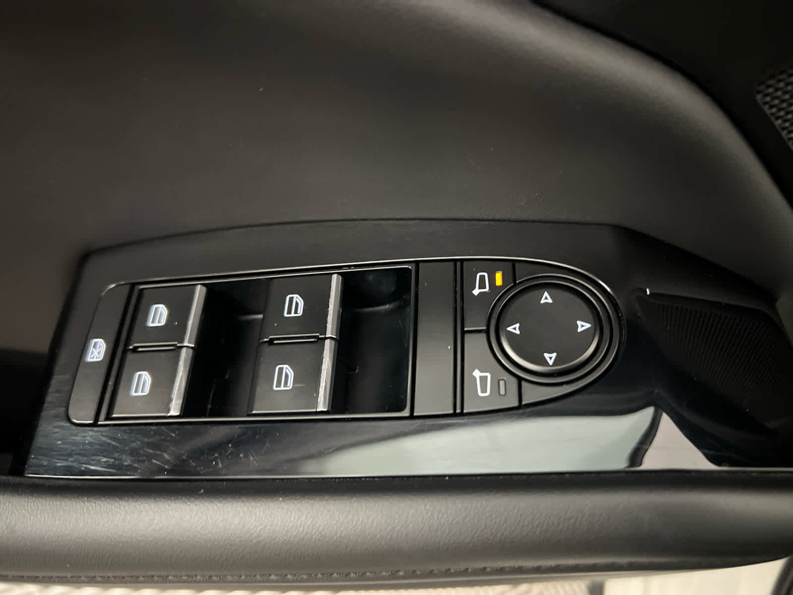 Certified 2022 MAZDA MAZDA3 s image 17