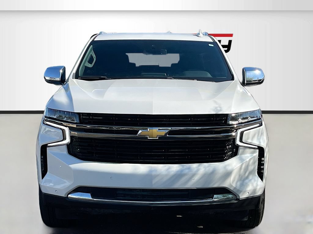 Used 2023 Chevrolet Suburban Premier RWD image 2