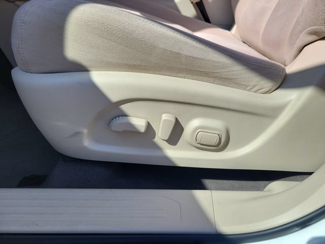 Used 2018 Nissan Murano SV FWD image 11