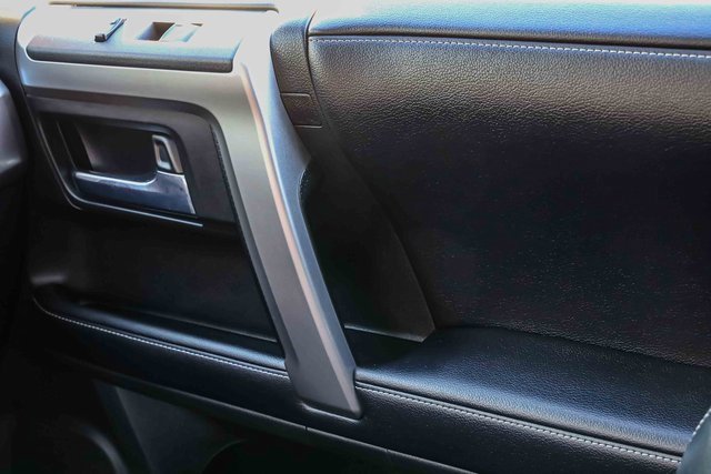 Used 2018 Toyota 4Runner Limited image 16