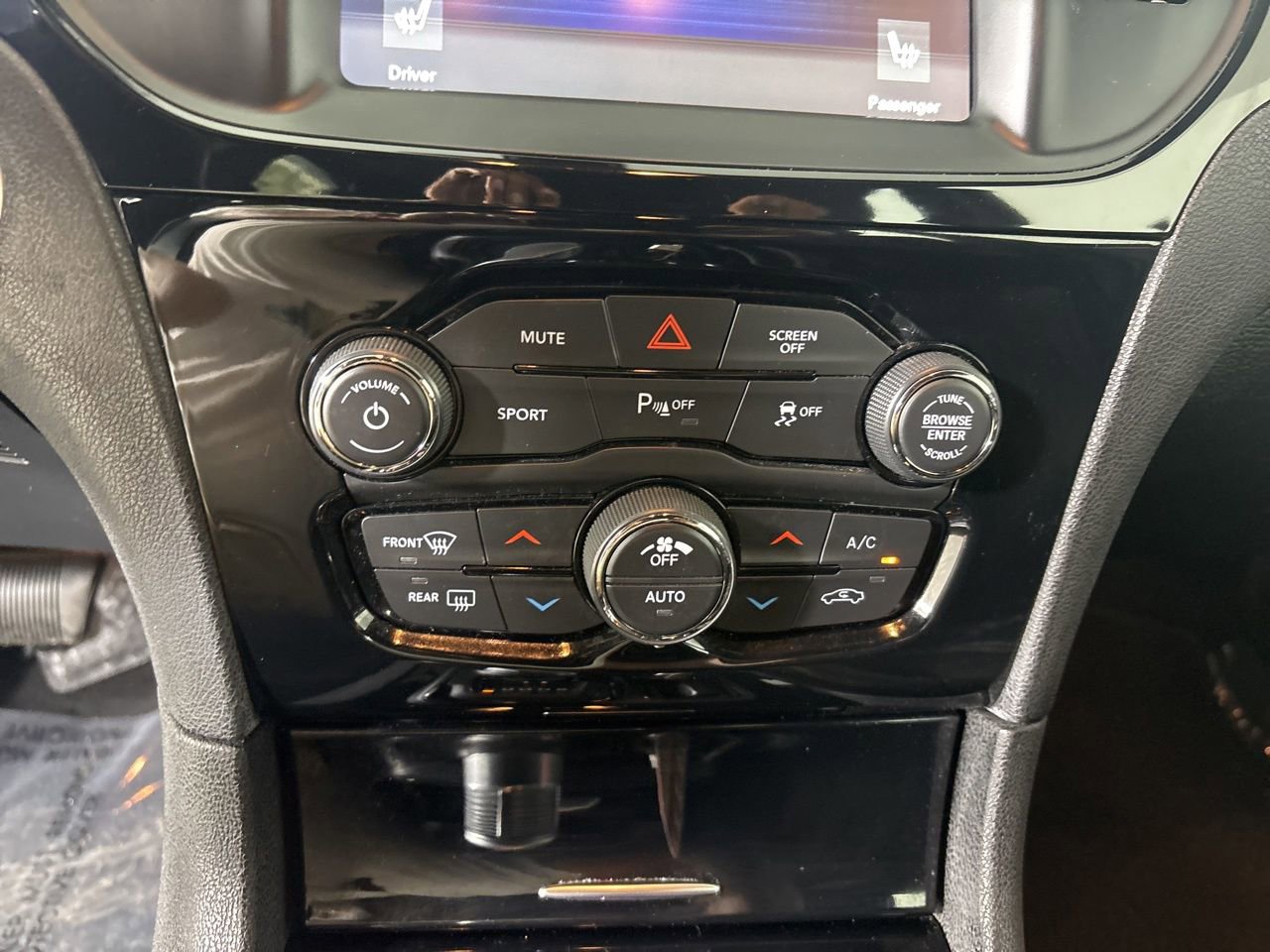 Used 2021 Chrysler 300 S image 16