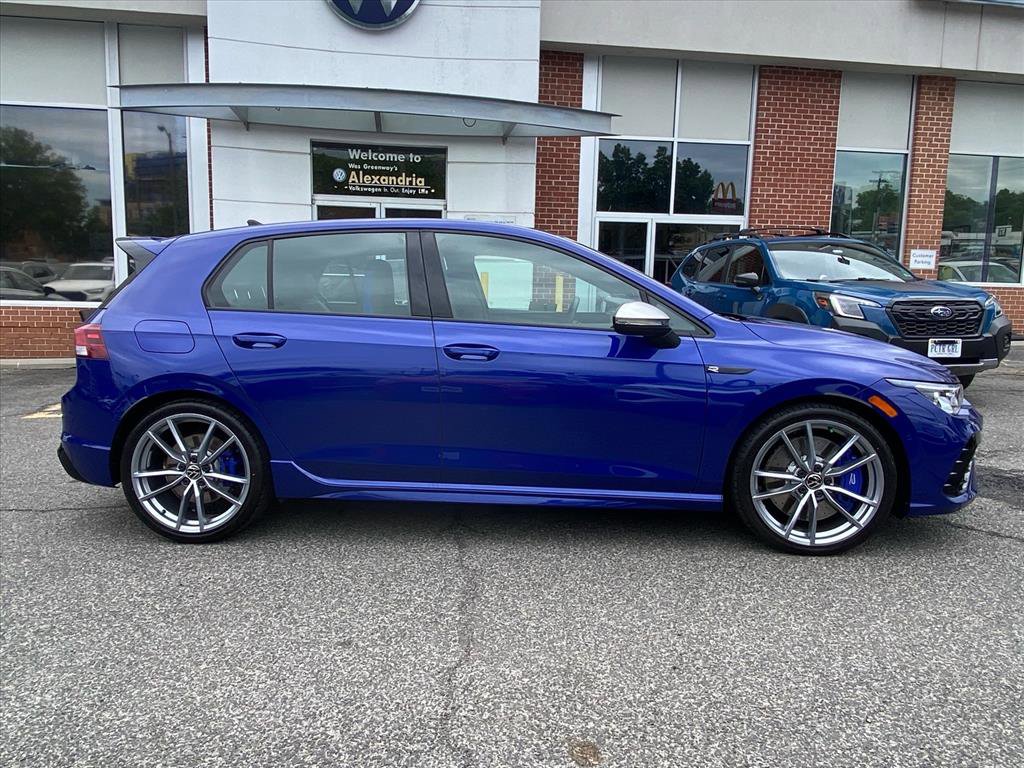 Used 2024 Volkswagen Golf R AWD/4WD image 2