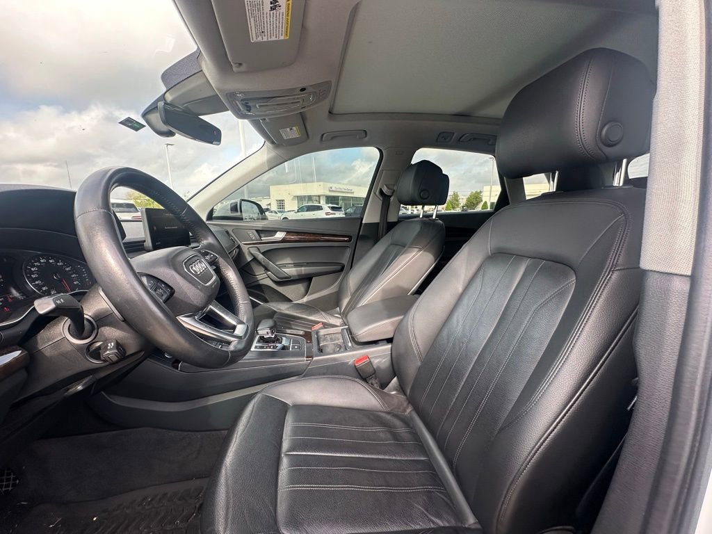 Used 2019 Audi Q5 2.0T Premium w/ Convenience Package image 10