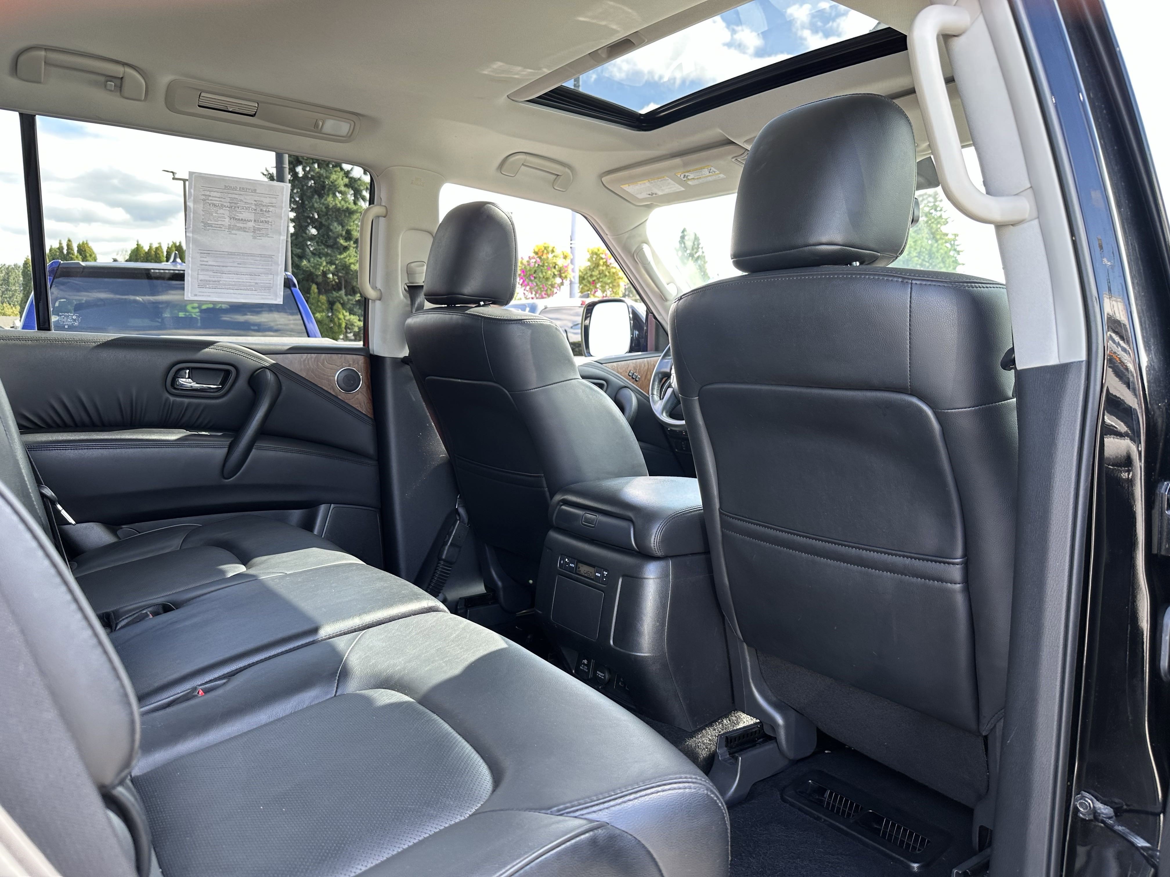 Used 2023 Nissan Armada SL image 13