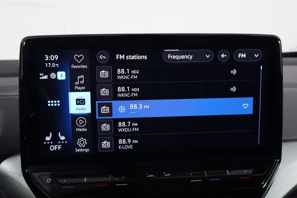 Used 2023 Volkswagen ID.4 Pro S AWD/4WD image 29