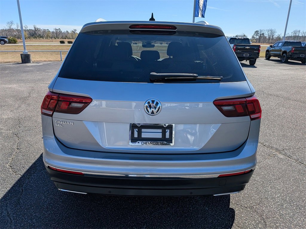 Used 2020 Volkswagen Tiguan SEL image 5