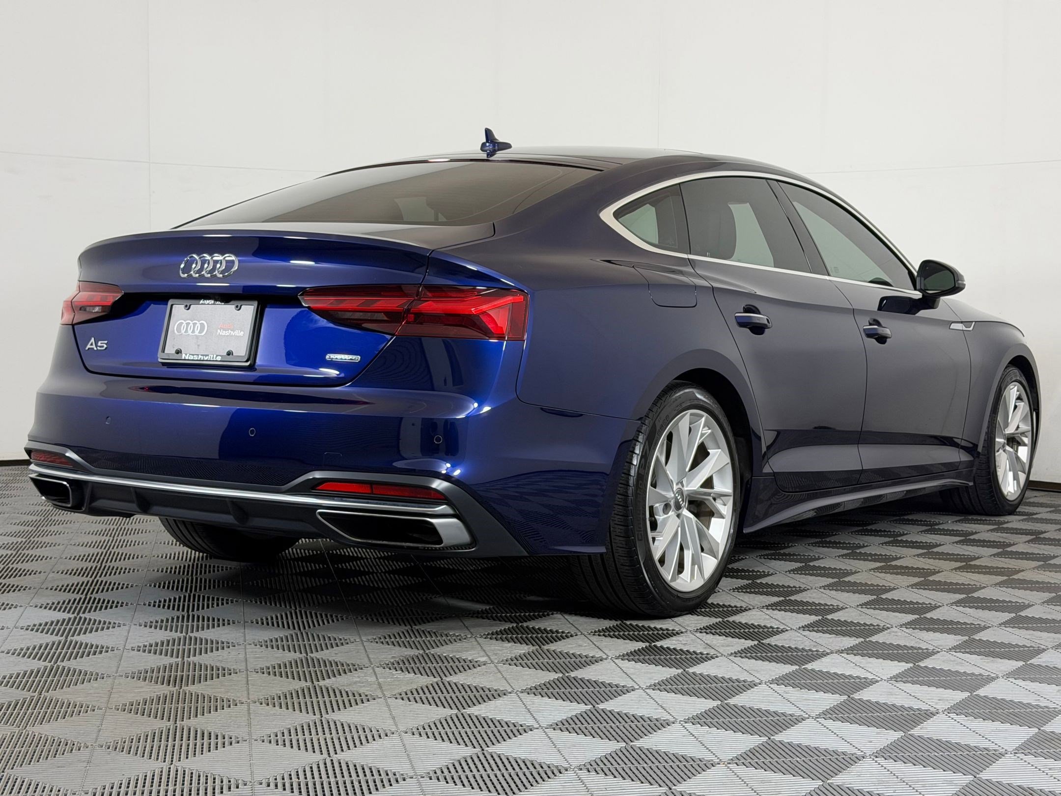 Used 2020 Audi A5 2.0T Premium Plus w/ Premium Plus AWD/4WD image 9