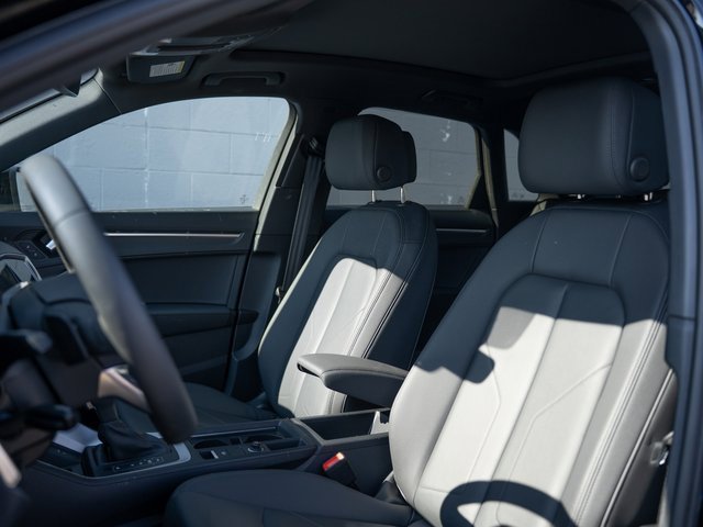 Certified 2025 Audi Q3 2.0T Premium Plus w/ Premium Plus Package image 5