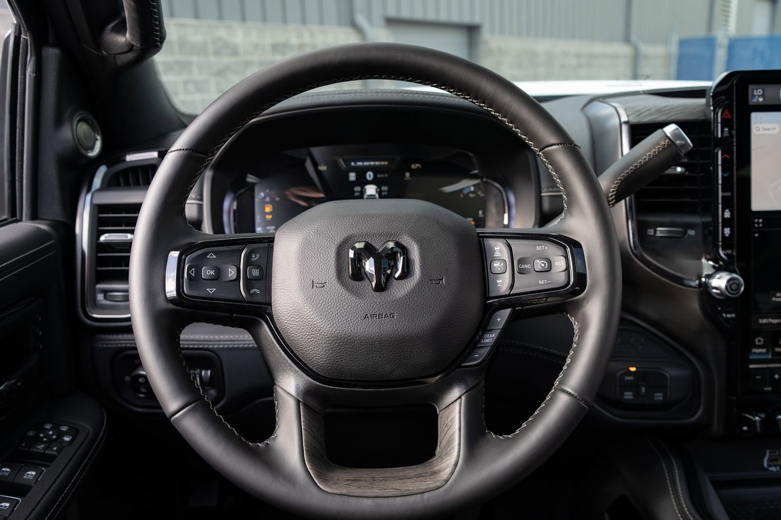 New 2026 RAM 2500 Limited AWD/4WD image 47