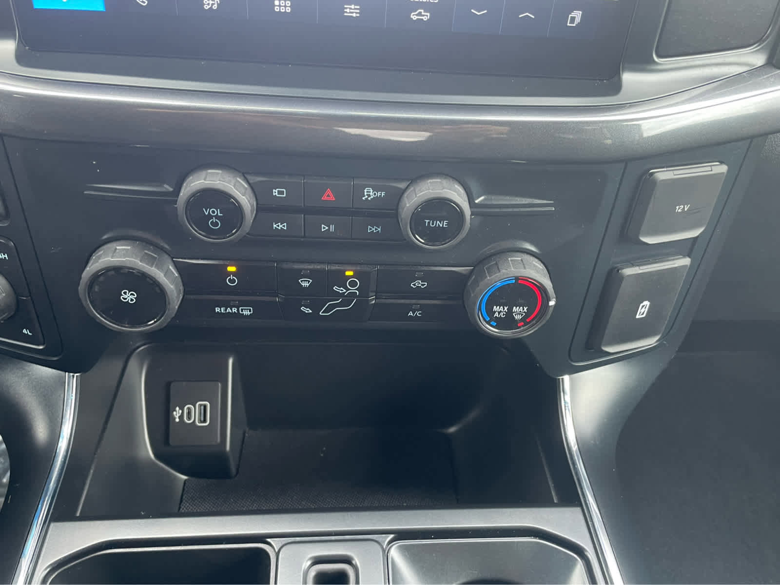 Used 2025 Ford F150 STX w/ Equipment Group 200A image 25