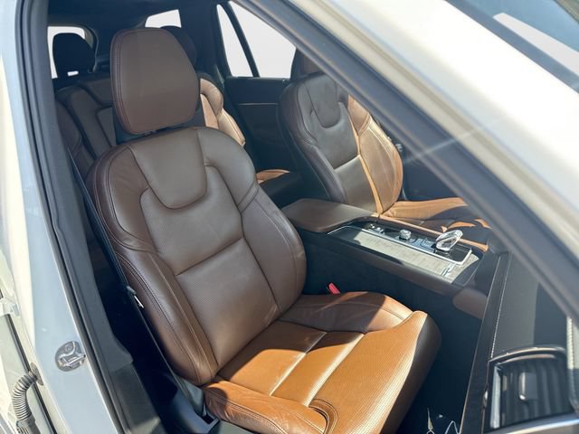 Certified 2023 Volvo XC90 B6 Ultimate w/ Protection Package Premier AWD/4WD image 30