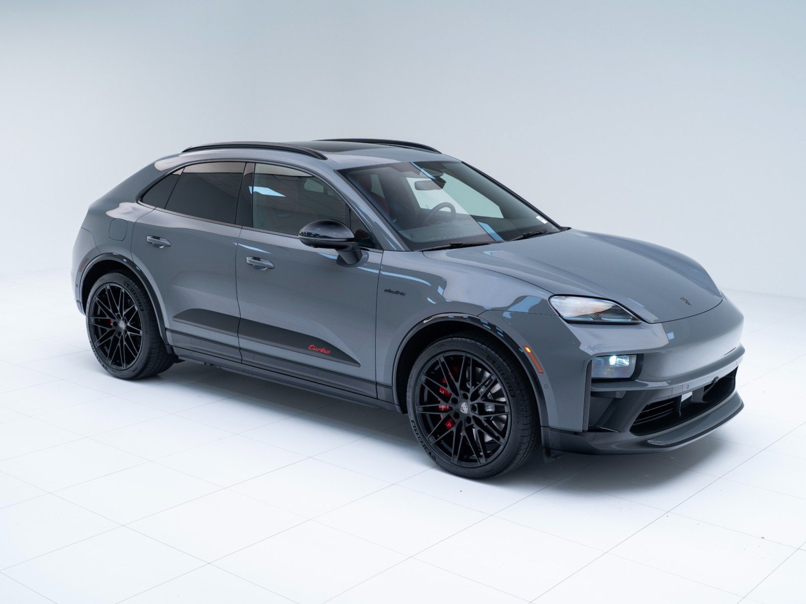 New 2026 Porsche Macan Turbo Electric AWD/4WD image 7