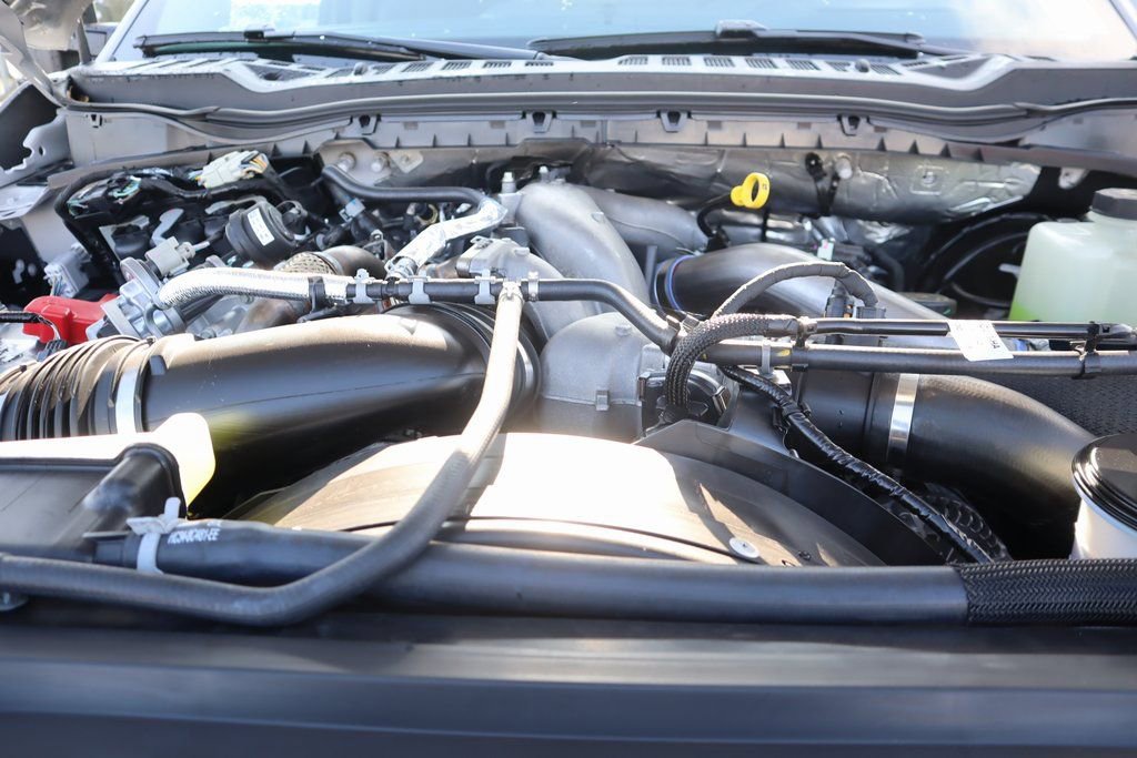 New 2026 Ford F250 Lariat w/ Black Appearance Package image 17