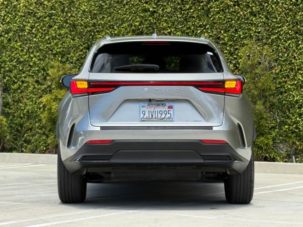 Certified 2024 Lexus NX 250 FWD image 10