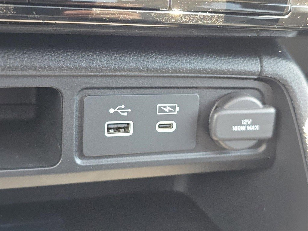 New 2025 Honda Pilot TrailSport image 9