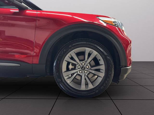 Used 2023 Ford Explorer XLT w/ Equipment Group 202A image 23