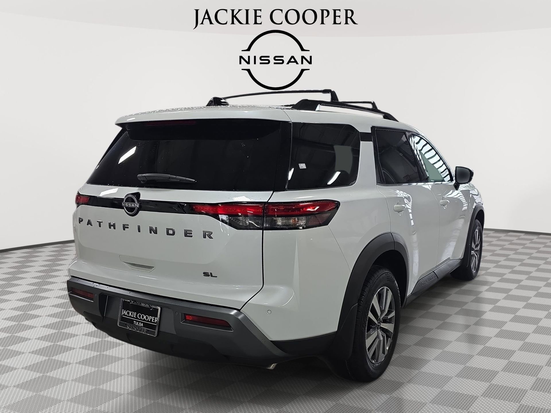 New 2026 Nissan Pathfinder SL FWD image 5