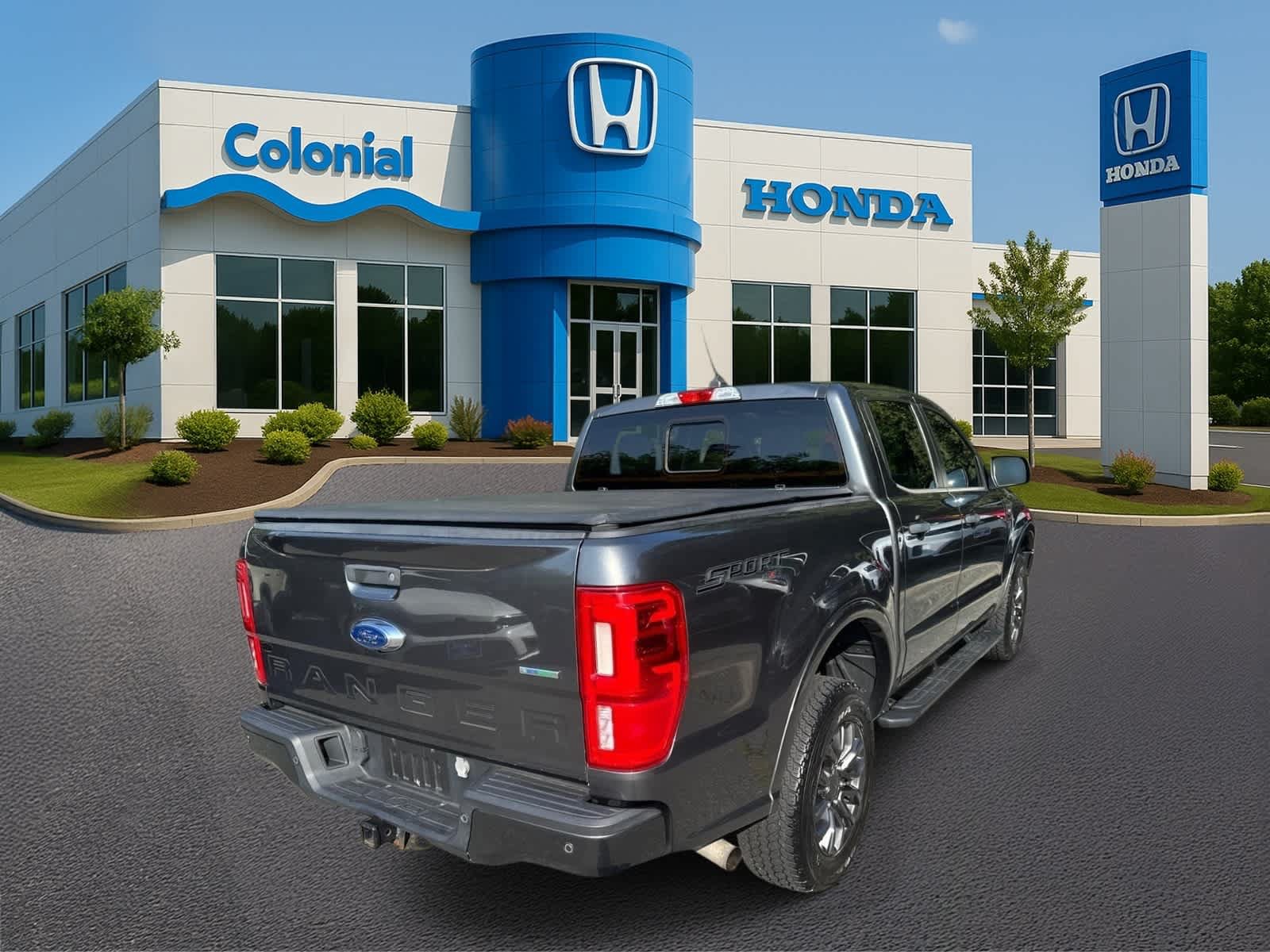Used 2019 Ford Ranger XLT w/ Equipment Group 302A Luxury AWD/4WD image 6