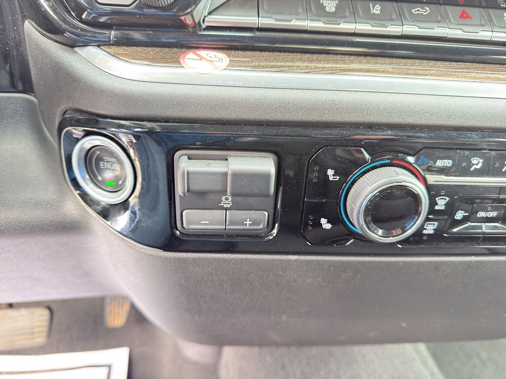 Used 2025 Chevrolet Silverado 2500 LT w/ Convenience Package image 18