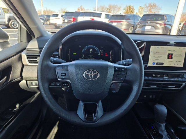 Used 2025 Toyota Camry LE image 20