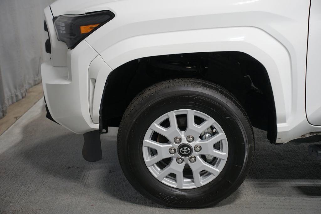Certified 2024 Toyota Tacoma SR5 image 5
