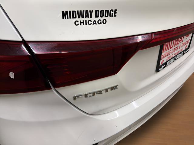 Used 2019 Kia Forte LXS image 8