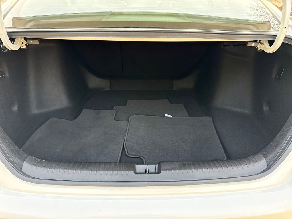 Certified 2023 Honda Accord EX image 20