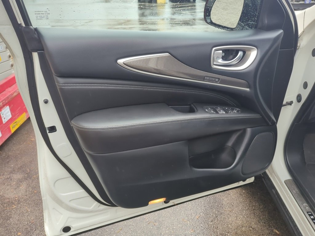 Used 2018 INFINITI QX60 AWD w/ Premium Plus Package image 11