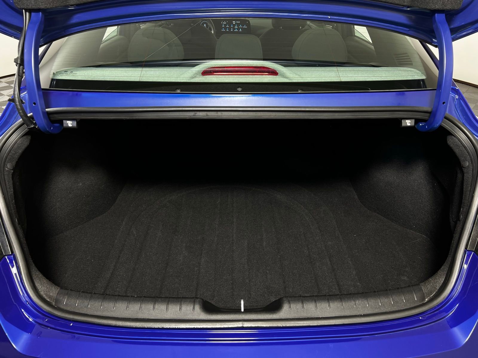 Used 2025 Hyundai Elantra SEL image 26