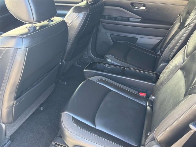 Used 2023 Nissan Pathfinder SL w/ SL Premium Package image 27