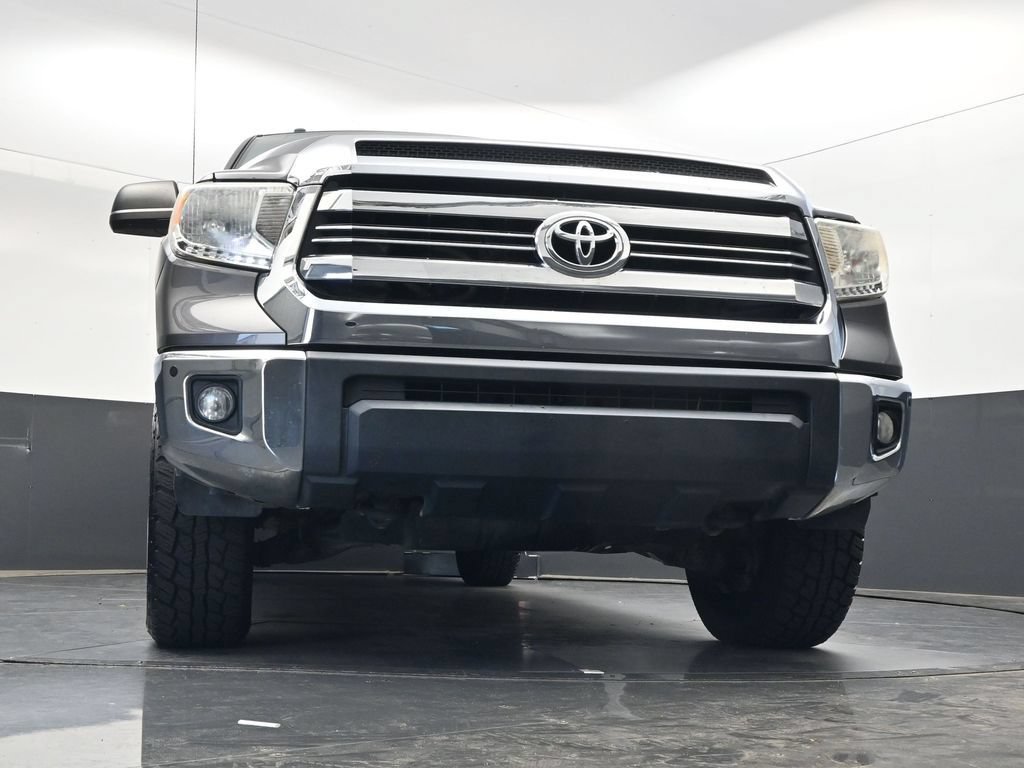 Used 2017 Toyota Tundra SR5 w/ TRD Off Road Package AWD/4WD image 47