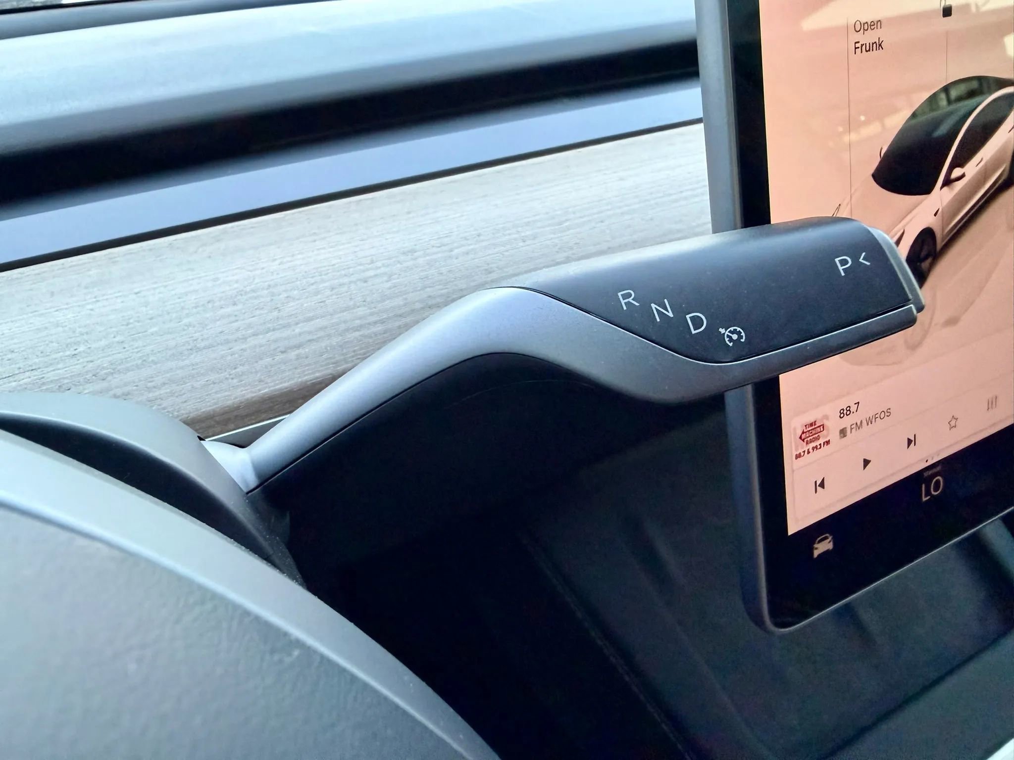 Used 2023 Tesla Model 3 Standard Range image 27