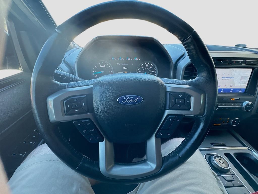Used 2021 Ford Expedition Max XLT image 15