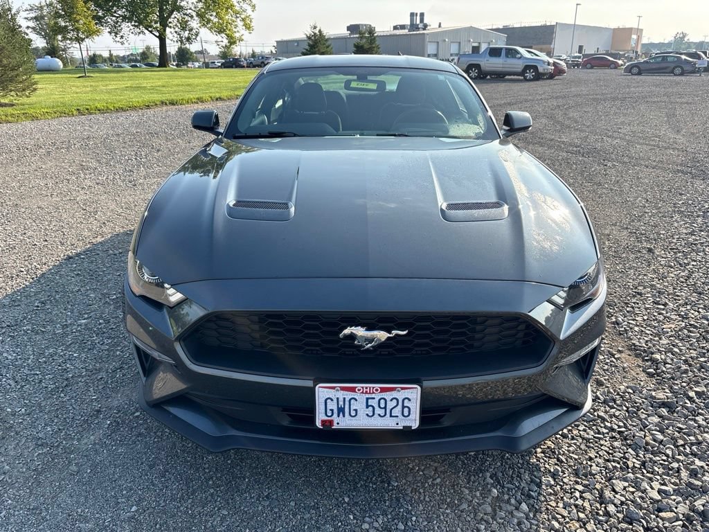 Used 2018 Ford Mustang Coupe RWD image 2