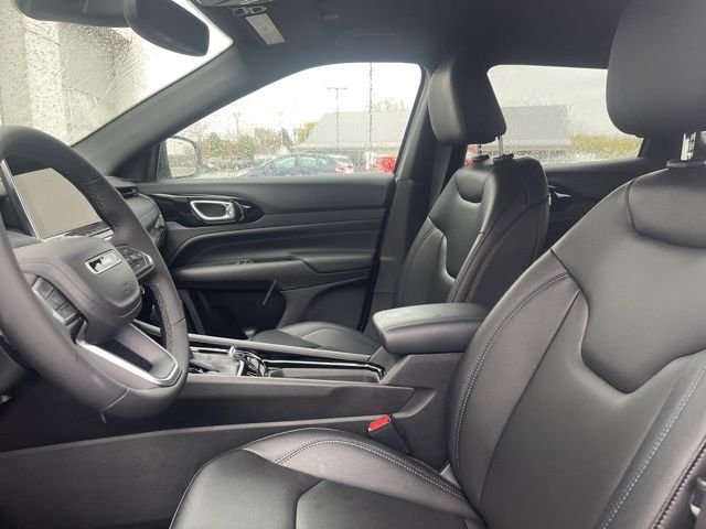 New 2026 Jeep Compass Limited AWD/4WD image 13
