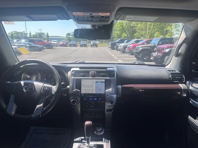 Used 2022 Toyota 4Runner Limited AWD/4WD image 29