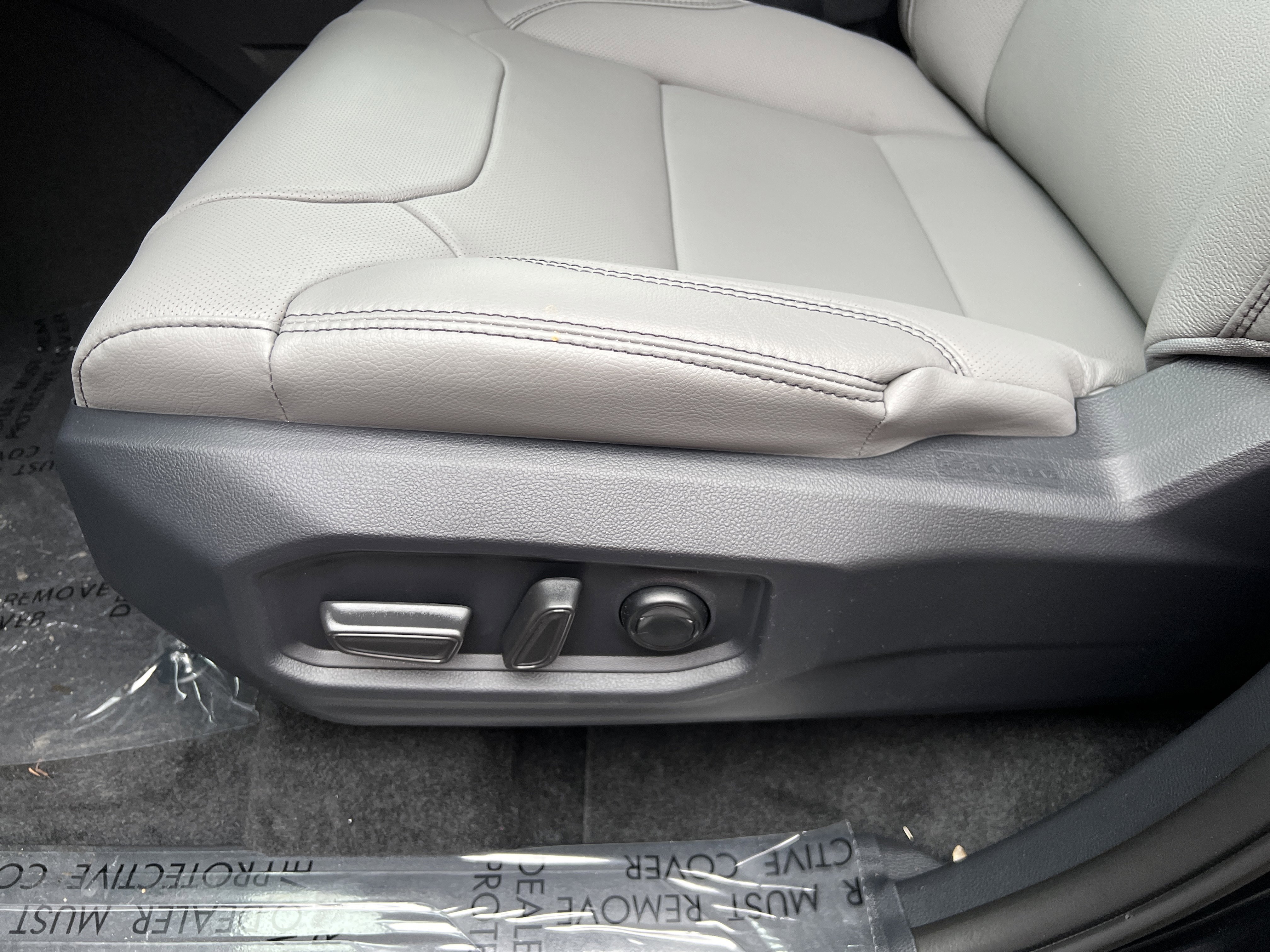 New 2026 Toyota Tundra Limited AWD/4WD image 12