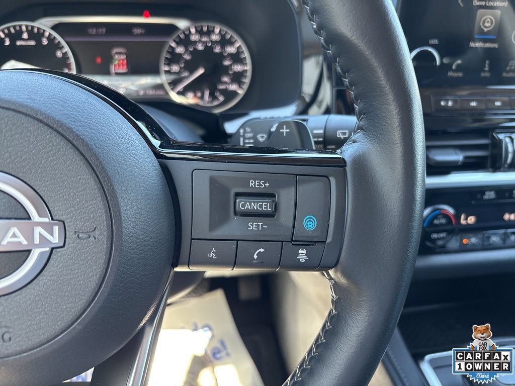 Used 2025 Nissan Pathfinder SL FWD image 63