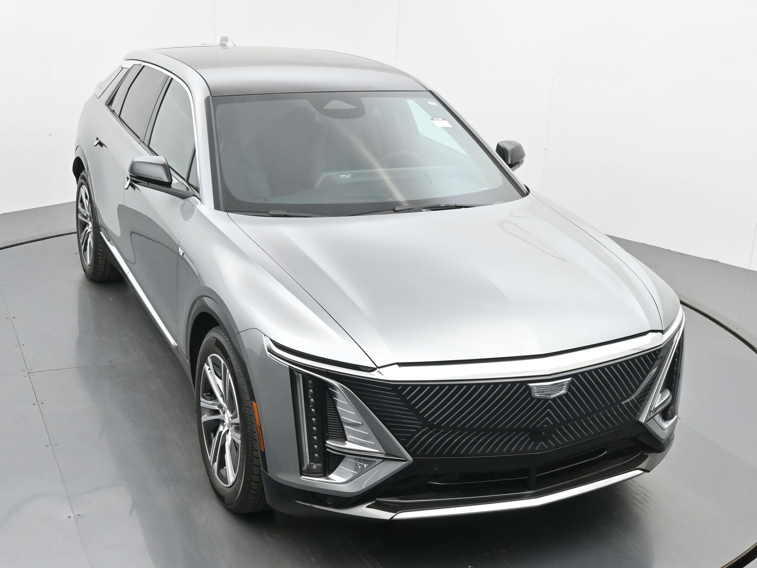 New 2026 Cadillac Lyriq Luxury AWD/4WD image 30