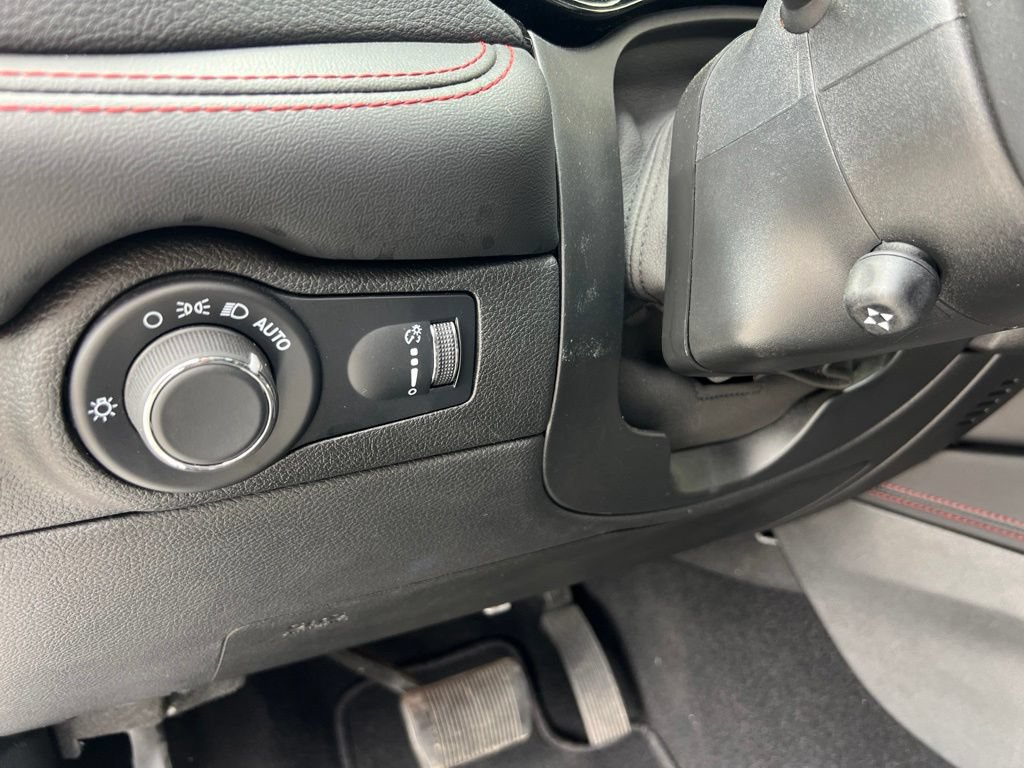 Used 2024 Dodge Durango R/T AWD/4WD image 12
