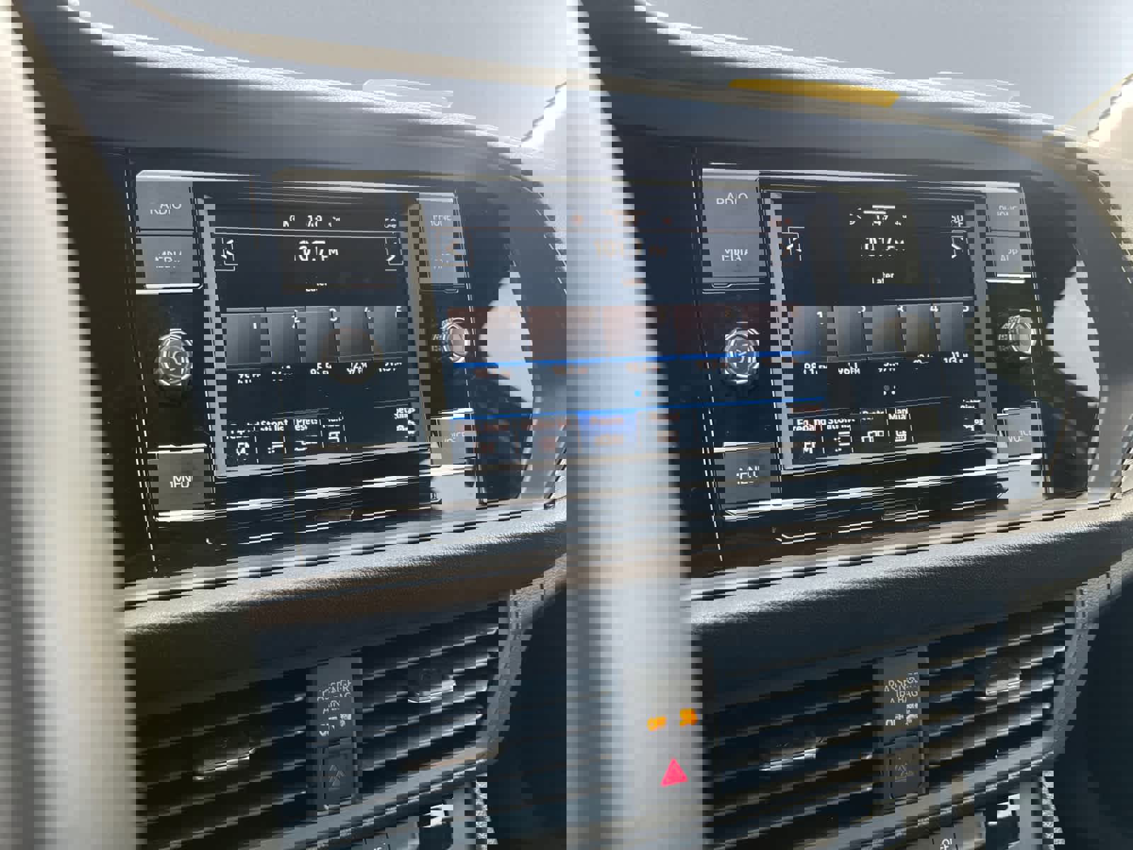 Used 2021 Volkswagen Jetta S w/ Driver Assistance Package image 15