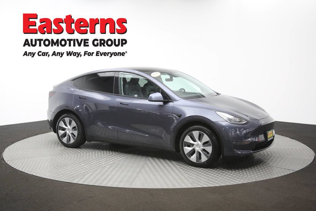 Used 2021 Tesla Model Y Long Range AWD/4WD image 41