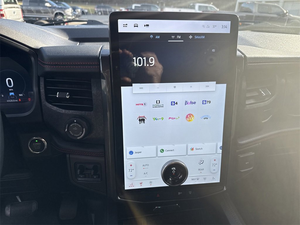 Used 2023 Ford Expedition Limited image 28