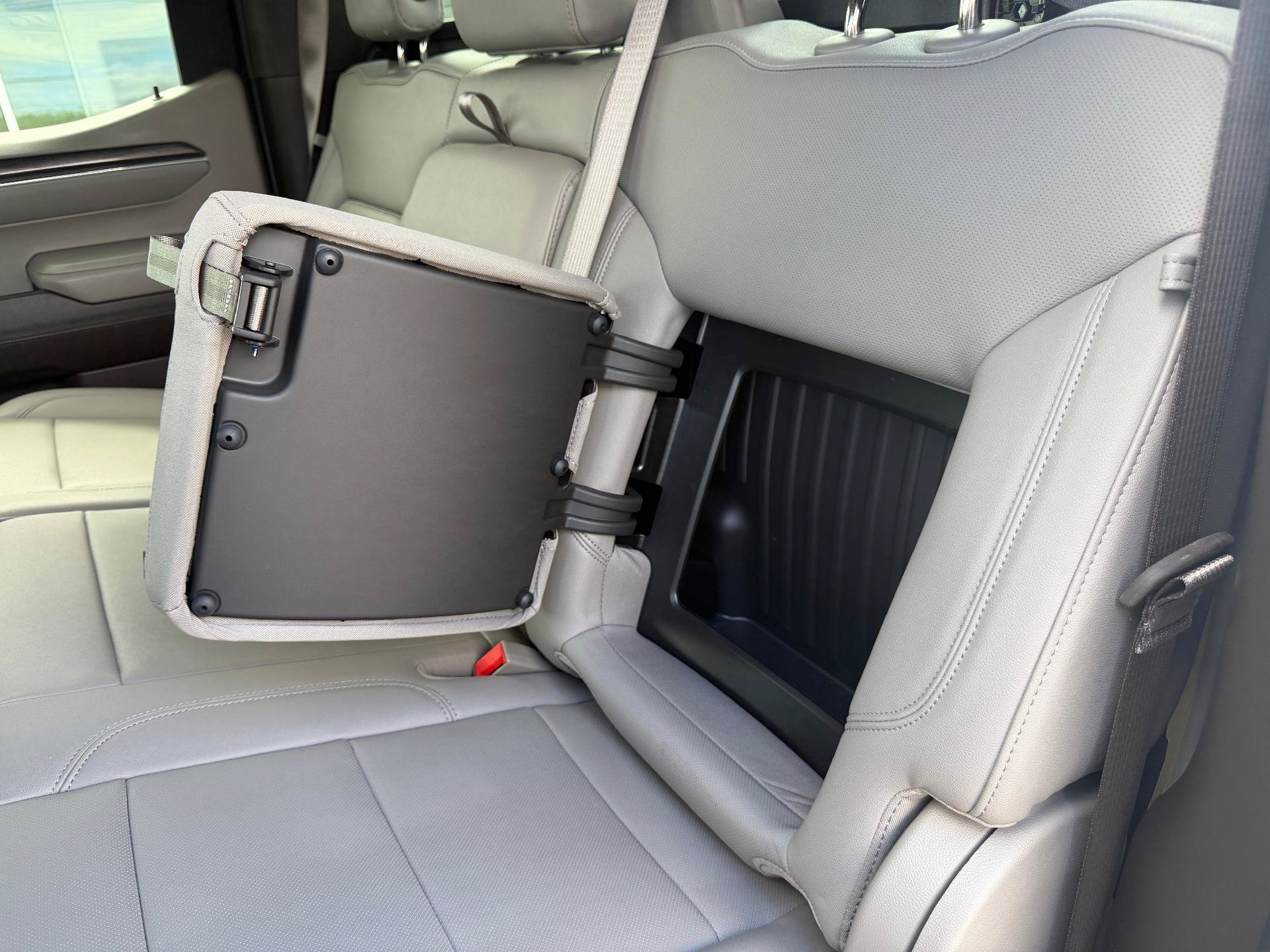 Certified 2024 Chevrolet Silverado 1500 LTZ w/ LTZ Convenience Package II AWD/4WD image 19