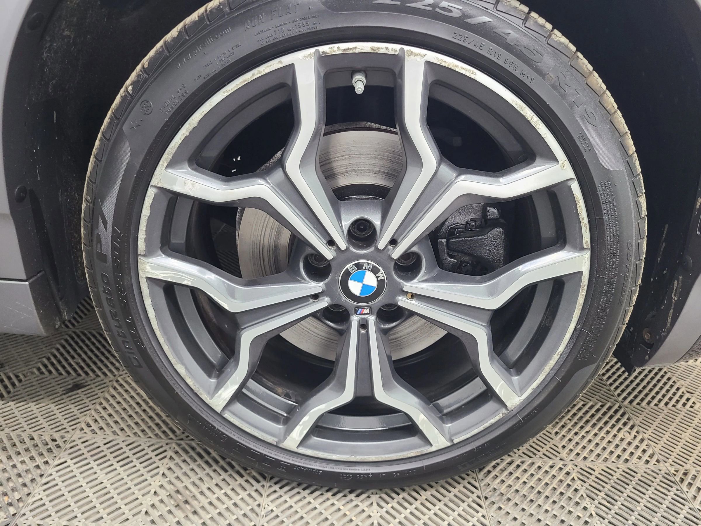 Used 2018 BMW X2 xDrive28i w/ M SportX Package image 15