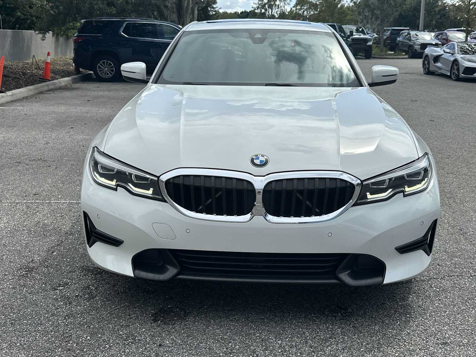 Used 2020 BMW 330i xDrive Sedan w/ Convenience Package AWD/4WD image 9