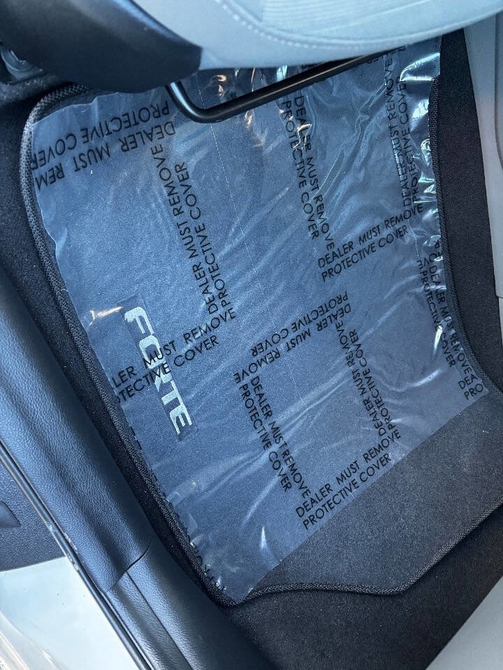 Used 2014 Kia Forte EX image 13