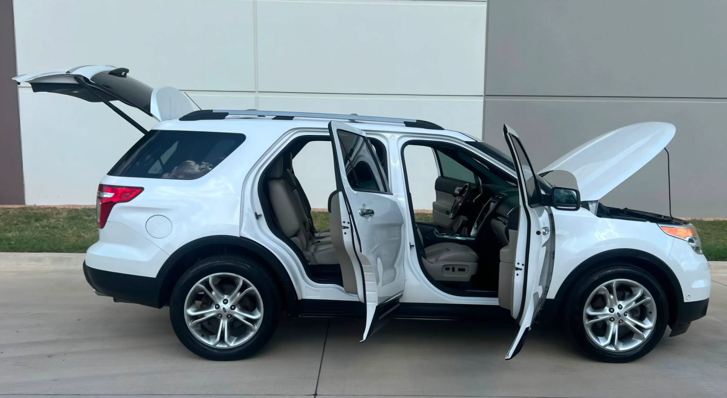 Used 2012 Ford Explorer Limited FWD image 15